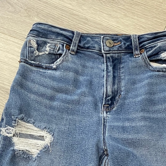 American Eagle Distressed Women's Jeans Size 2 Short - Picture 3 of 15